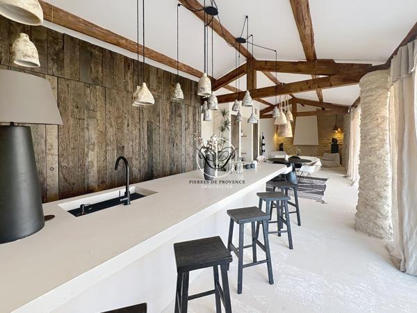 Gordes (84220) Gordes Vue Luberon Mas ancien rénové de 175 M2 terrain 1000 M2 Piscine