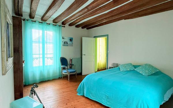 Maison à vendre    5 pièces • 147,84 m2 Jouy-le-Châtel