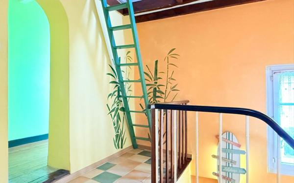 Maison à vendre    5 pièces • 147,84 m2 Jouy-le-Châtel