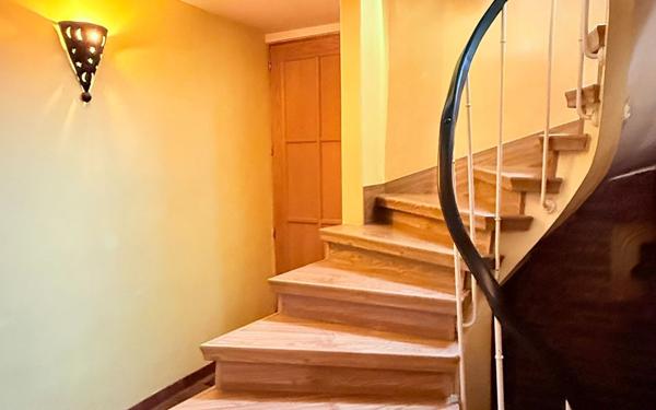 Maison à vendre    5 pièces • 147,84 m2 Jouy-le-Châtel