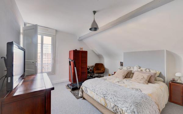 Maison à vendre    6 pièces •  Villemomble