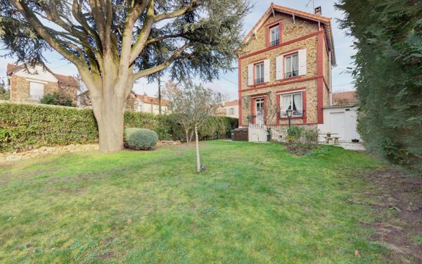 Maison à vendre    6 pièces •  Villemomble