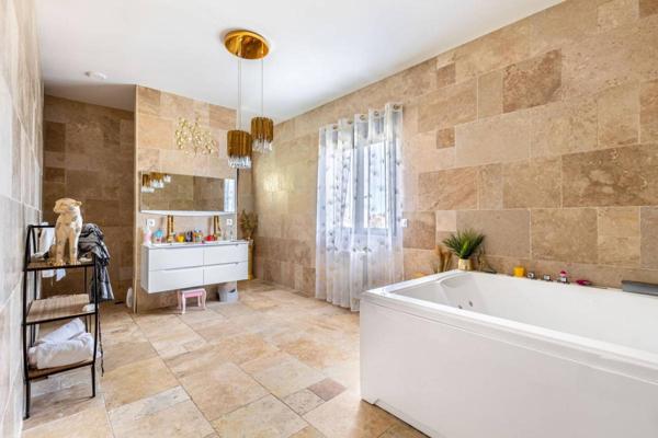 SECTEUR BORDEAUX : Propriété de prestige, Domaine hôtelier