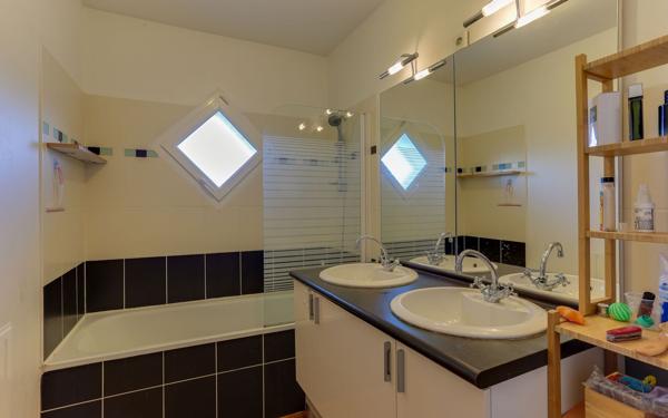 Appartement à vendre    4 pièces • 76 m2 Acigné