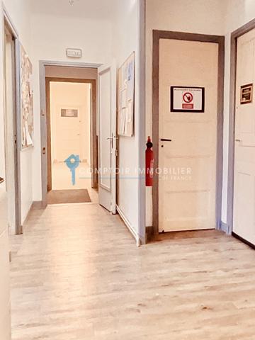 Appartement
                                                                                                                                                                                                                                                                                                                        14 pièce(s)                                                                                                                                                                                                          6 chambre(s)                                                                                                                                                                                                          238  m²