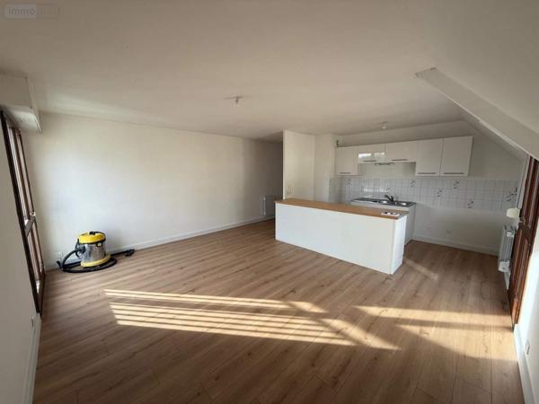 Appartement à louer à Noyal-sur-Vilaine en Ille-et-Vilaine (35530), ref : 019/5506