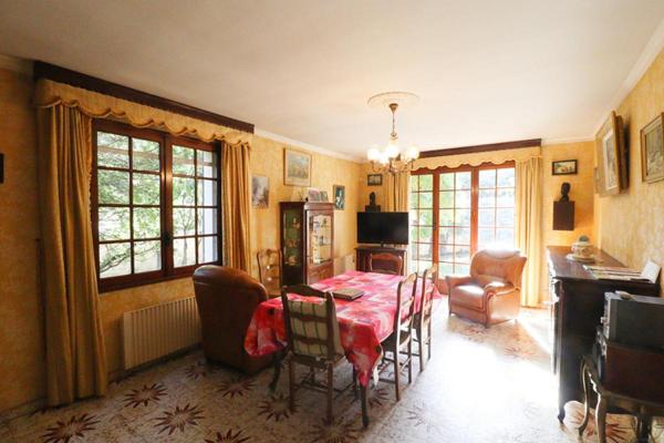 Maison Villeneuve Les Avignon 4 pièce(s) 97 m2