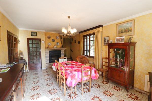 Maison Villeneuve Les Avignon 4 pièce(s) 97 m2