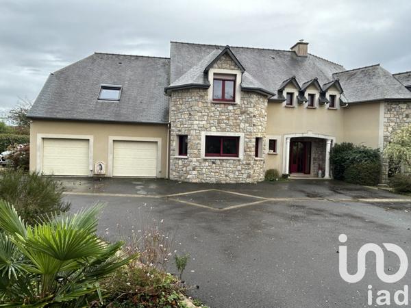 Maison 10 pièces de 323 m² à Pleurtuit (35730)