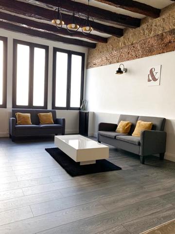 Vente Immeuble de rapport296 m² - 5 Pièces - LUNAY (41360)