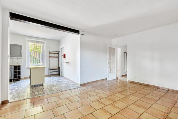 À VENDRE Charmant T3 en rez-de-chaussée au coeur de Saint-Cannat