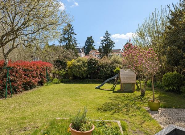 “Agathe” : Une vue dominante, un emplacement d’exception, une maison de famille rare à Vertou