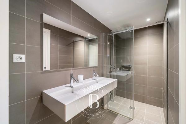 Cannes, Villa 5 Chambres -  204 m² à vendre