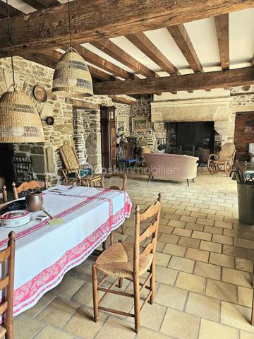 Maison ancienne de 260 m²