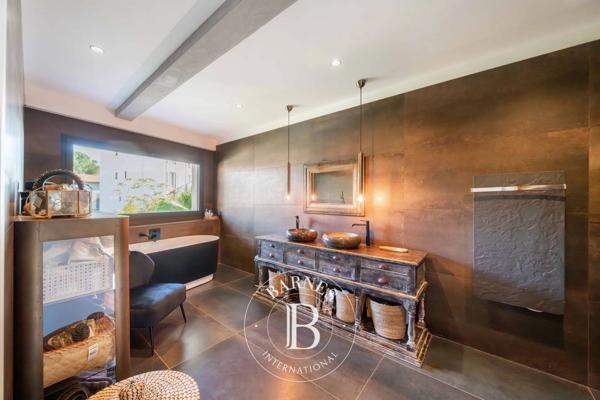 Cannes, Villa 4 Chambres -  270 m² à vendre