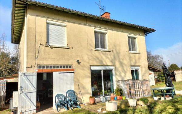 Maison à vendre    5 pièces •  Castelsarrasin