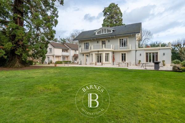 Versailles, Maison 8 Chambres -  450 m² à vendre