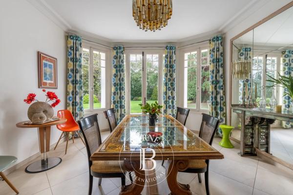 Versailles, Maison 8 Chambres -  450 m² à vendre