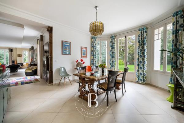 Versailles, Maison 8 Chambres -  450 m² à vendre