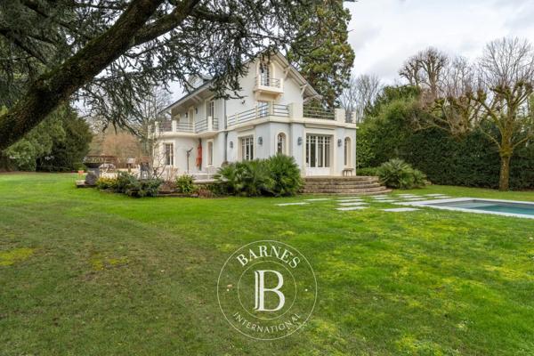 Versailles, Maison 8 Chambres -  450 m² à vendre