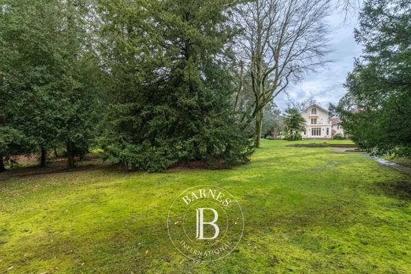 Versailles, Maison 8 Chambres -  450 m² à vendre