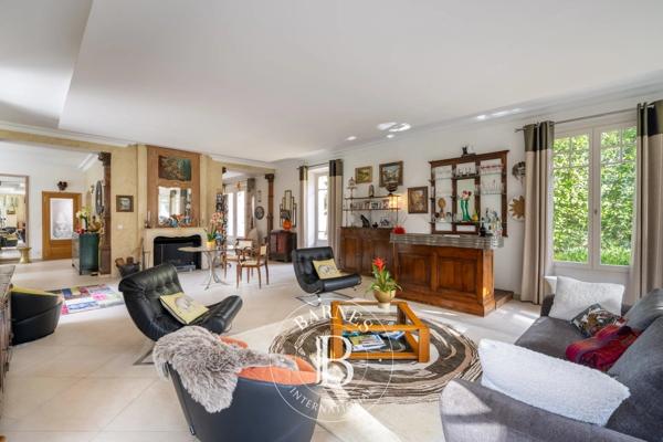 Versailles, Maison 8 Chambres -  450 m² à vendre