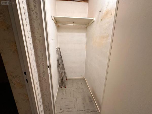 Appartement à rénover à vendre à Sens dans l'Yonne (89100), ref : 89062-57
