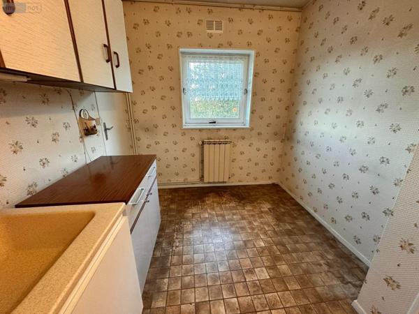 Appartement à rénover à vendre à Sens dans l'Yonne (89100), ref : 89062-57