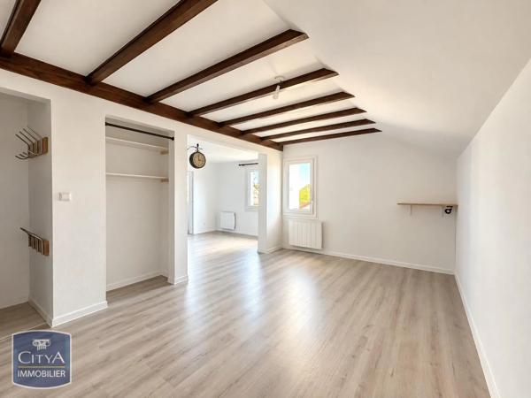 Appartement à louer 3 pièces 59m² Sancé (71000)