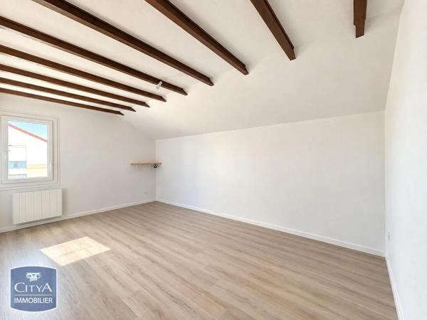 Appartement à louer 3 pièces 59m² Sancé (71000)
