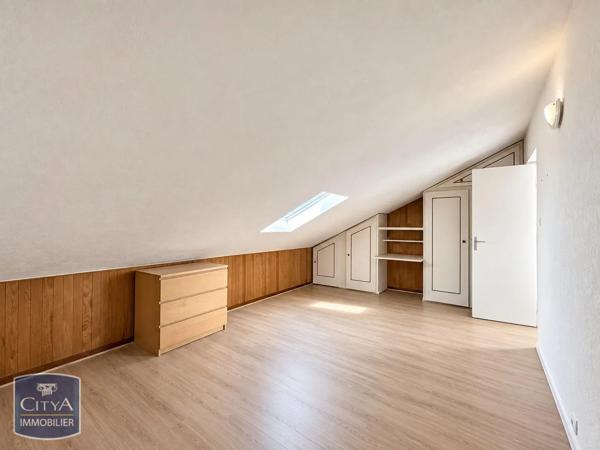 Appartement à louer 3 pièces 59m² Sancé (71000)