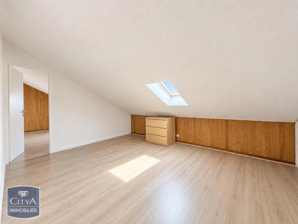 Appartement à louer 3 pièces 59m² Sancé (71000)