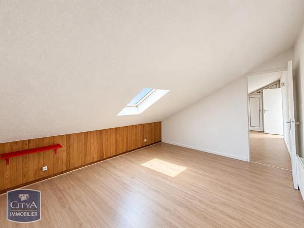Appartement à louer 3 pièces 59m² Sancé (71000)