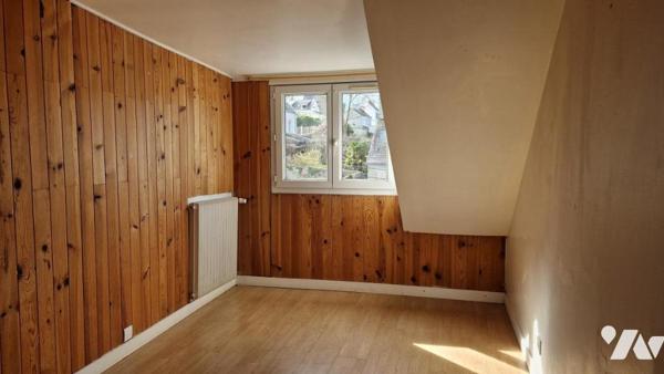 QUARTIER RECHERCHE-4 CHAMBRES-CHARME ET JOLI JARDIN