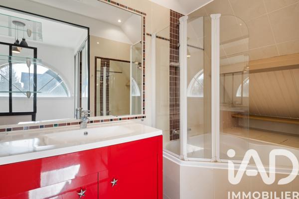 Maison à vendre 6 pièces 218 m² Bois-Guillaume