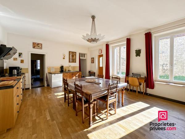 Maison de caractère avec terrain et dépendance Précy Sous Thil