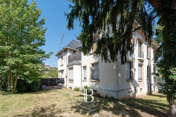 Nancy, Appartement 3 Chambres -  213 m² à vendre