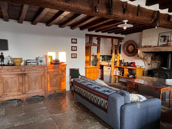 Propriete proche de POUILLY EN AUXOIS (21) à vendre 12 pièces