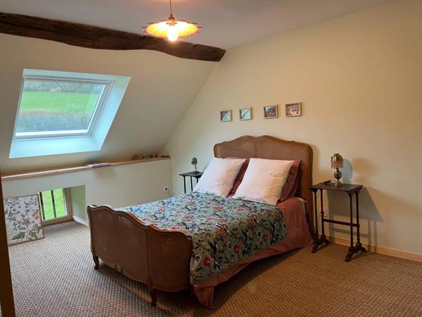 Propriete proche de POUILLY EN AUXOIS (21) à vendre 12 pièces