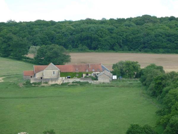 Propriete proche de POUILLY EN AUXOIS (21) à vendre 12 pièces