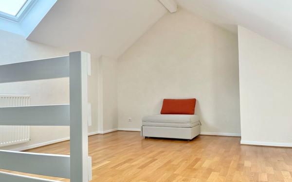 Appartement à louer    5 pièces •  Chambéry