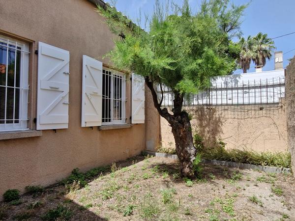 11210 PORT LA NOUVELLE A LOUER VILLA T4 JARDIN ET GARAGE