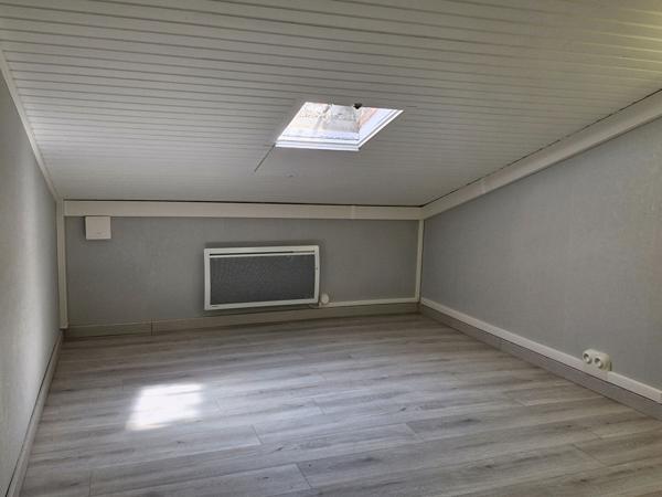 11210 PORT LA NOUVELLE A LOUER VILLA T4 JARDIN ET GARAGE