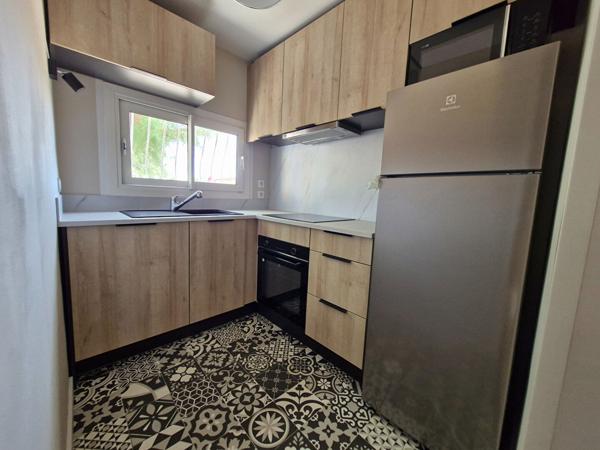 11210 PORT LA NOUVELLE A LOUER VILLA T4 JARDIN ET GARAGE