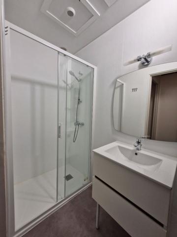 11210 PORT LA NOUVELLE A LOUER VILLA T4 JARDIN ET GARAGE