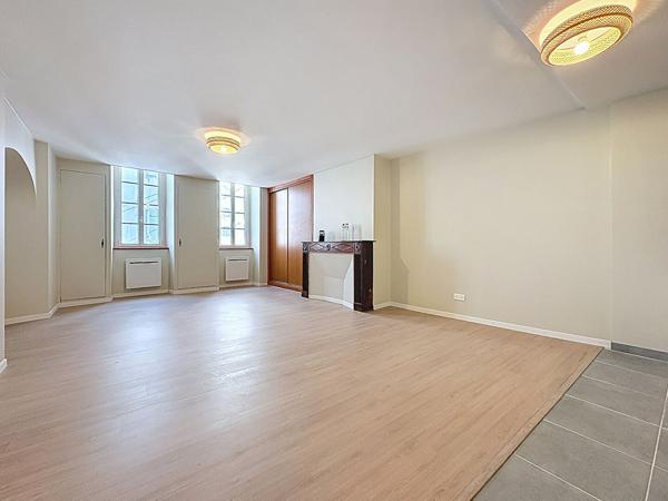 Appartement T1 bis à louer à Nérac - Calme et Confort Moderne
