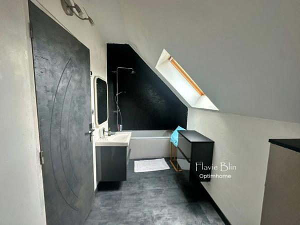Nouveau prix — Maison de campagne de 144 m² avec vie de plain-pied, proche Louviers