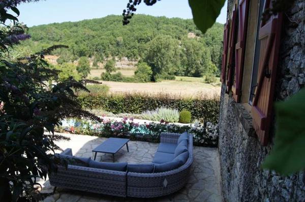 Maison ancienne - Gourdon Secteur GOURDON - Ravissante Maison en pierre restaurée avec jardin arboré et piscine