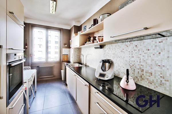 LYON 6e - FOCH - T4 D'EXCEPTION DE 105 M² - RÉNOVATION HAUT DE GAMME