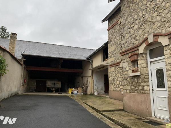 MAISON ANCIENNE AVEC DEPENDANCES